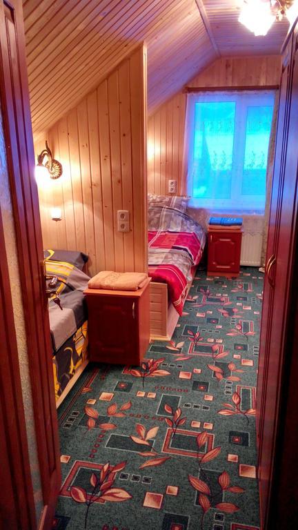 Cottage Ozerniy Lazeshchyna Phòng bức ảnh